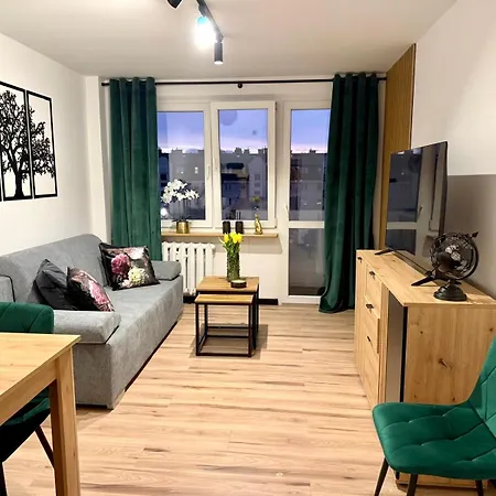 Lejlighed Nowoczesne, Jasne, Trzypokojowe Mieszkanie-pelne Wyposazenie, Wi-fi, Parking