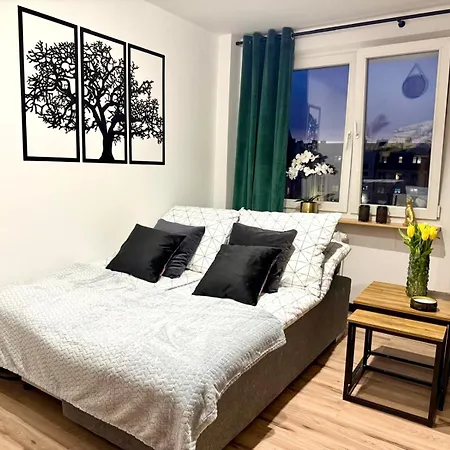 Lejlighed Nowoczesne, Jasne, Trzypokojowe Mieszkanie-pelne Wyposazenie, Wi-fi, Parking *